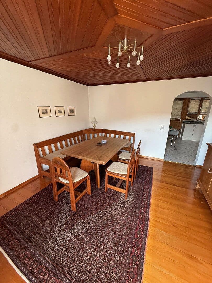 Prodej domu 250 m², pozemek 928 m², Sessgasse 22, Bühlertal, Bádensko-Württembersko Prodej domu 250 m², pozemek 928 m², Sessgasse 22, Bühlertal, Bádensko-Württembersko