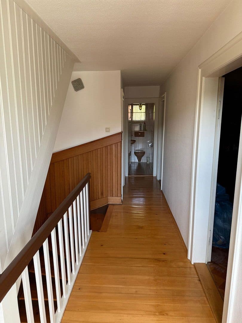 Prodej domu 250 m², pozemek 928 m², Sessgasse 22, Bühlertal, Bádensko-Württembersko Prodej domu 250 m², pozemek 928 m², Sessgasse 22, Bühlertal, Bádensko-Württembersko