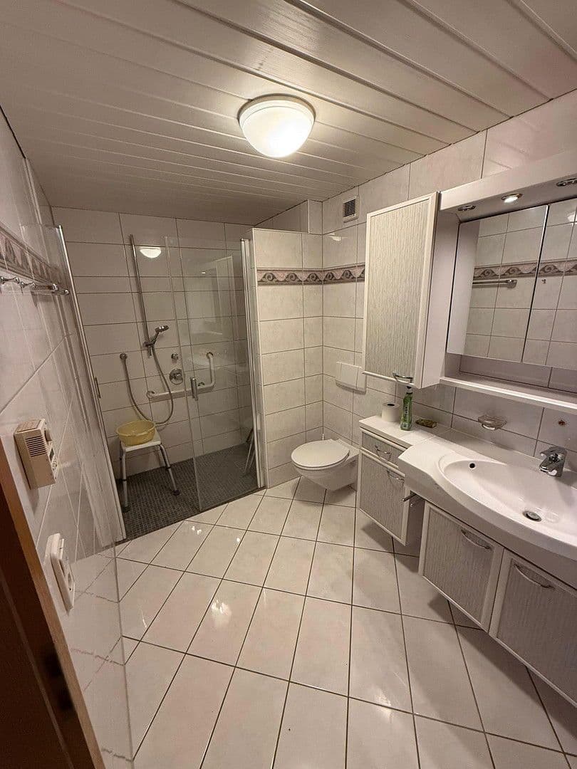 Prodej domu 250 m², pozemek 928 m², Sessgasse 22, Bühlertal, Bádensko-Württembersko Prodej domu 250 m², pozemek 928 m², Sessgasse 22, Bühlertal, Bádensko-Württembersko