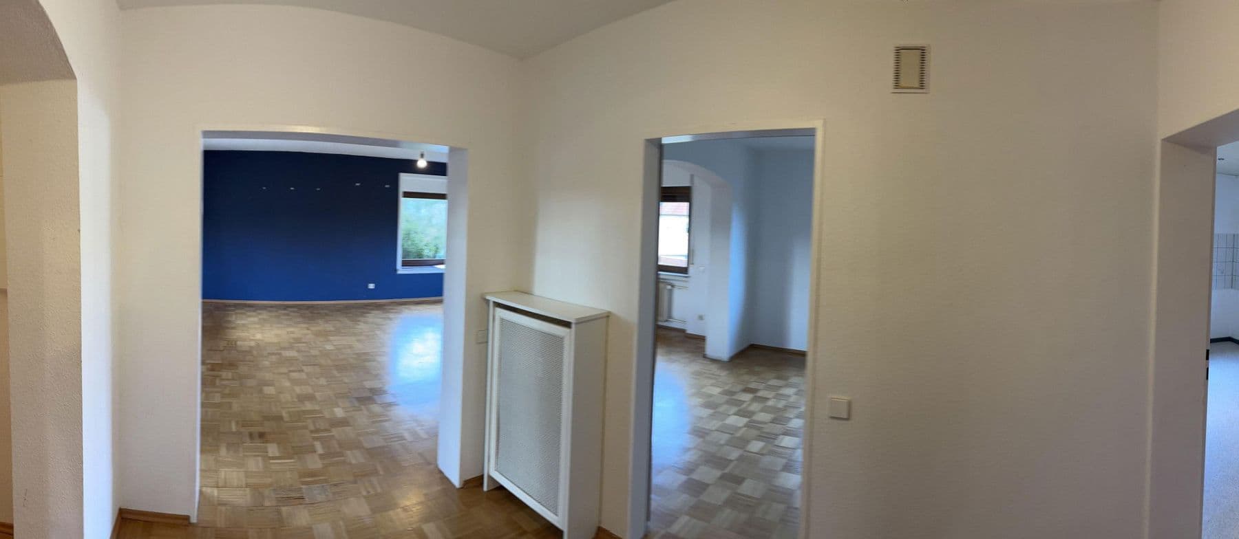 Prodej domu 155 m², pozemek 1.195 m², Usingen, Hessen Prodej domu 155 m², pozemek 1.195 m², Usingen, Hessen