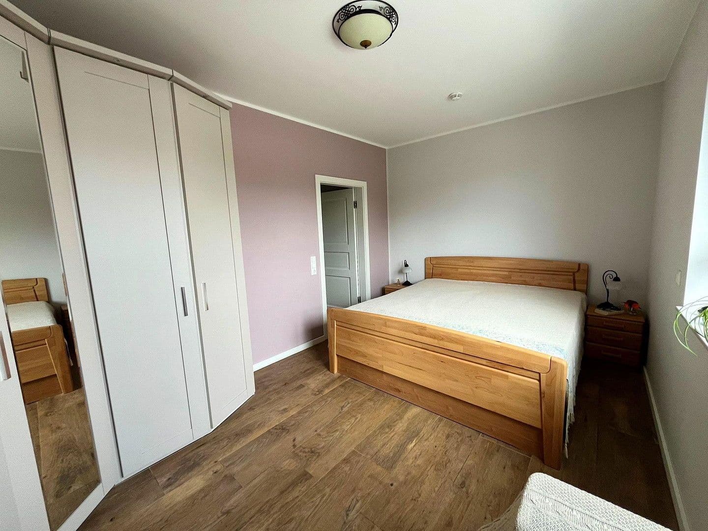 Prodej bytu 3+1 129 m², Schwerin (Krebsförden), Mecklenburg-Vorpommern Prodej bytu 3+1 129 m², Schwerin (Krebsförden), Mecklenburg-Vorpommern