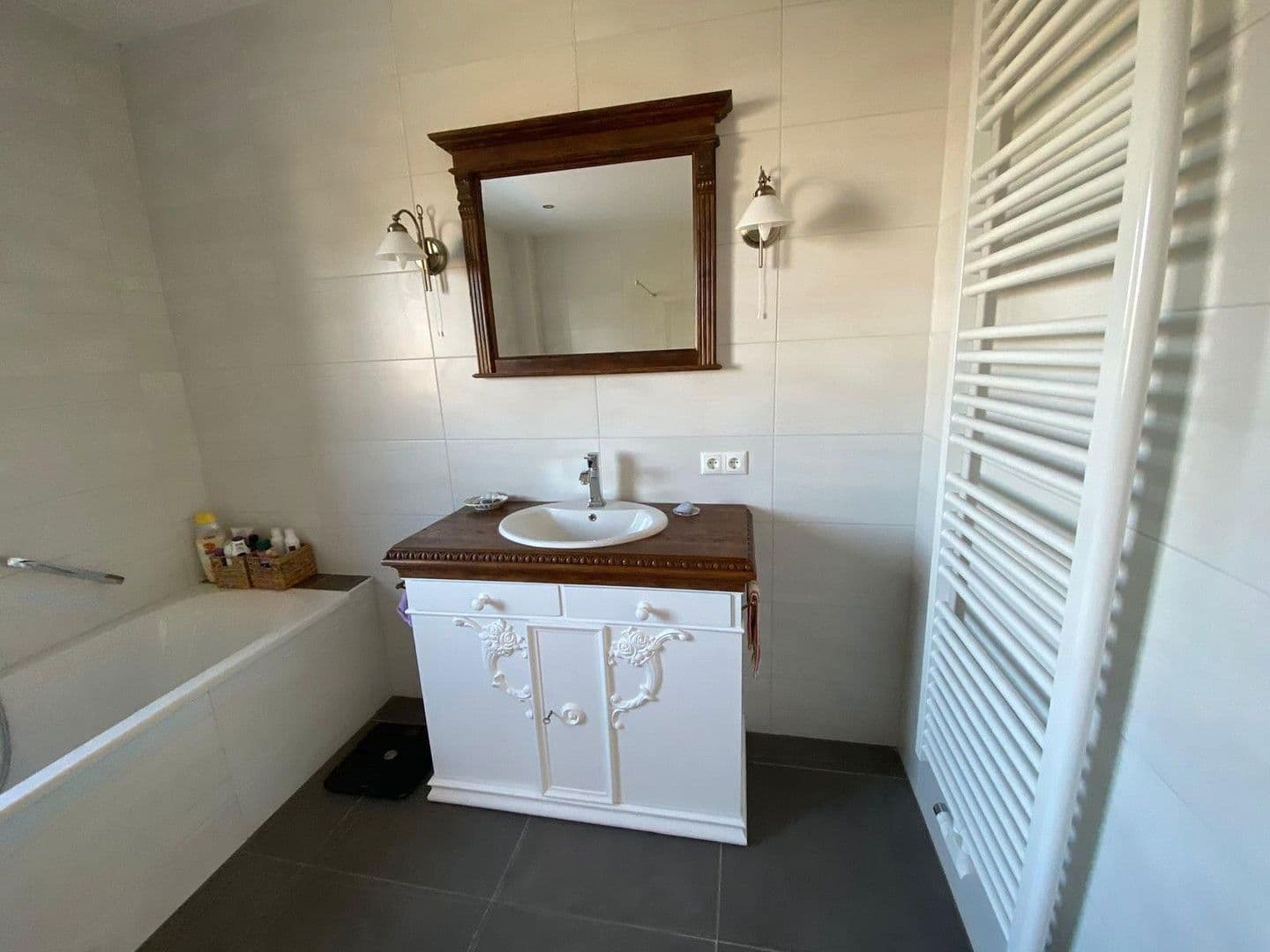 Prodej bytu 3+1 129 m², Schwerin (Krebsförden), Mecklenburg-Vorpommern Prodej bytu 3+1 129 m², Schwerin (Krebsförden), Mecklenburg-Vorpommern