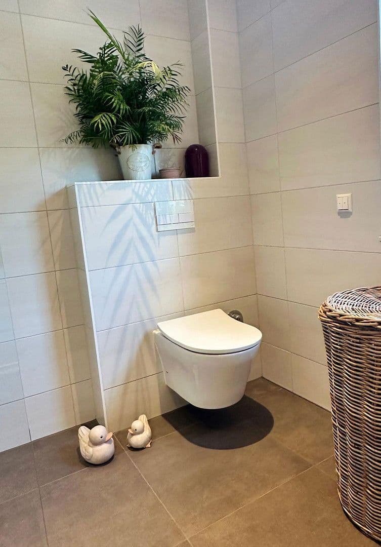 Prodej bytu 3+1 129 m², Schwerin (Krebsförden), Mecklenburg-Vorpommern Prodej bytu 3+1 129 m², Schwerin (Krebsförden), Mecklenburg-Vorpommern