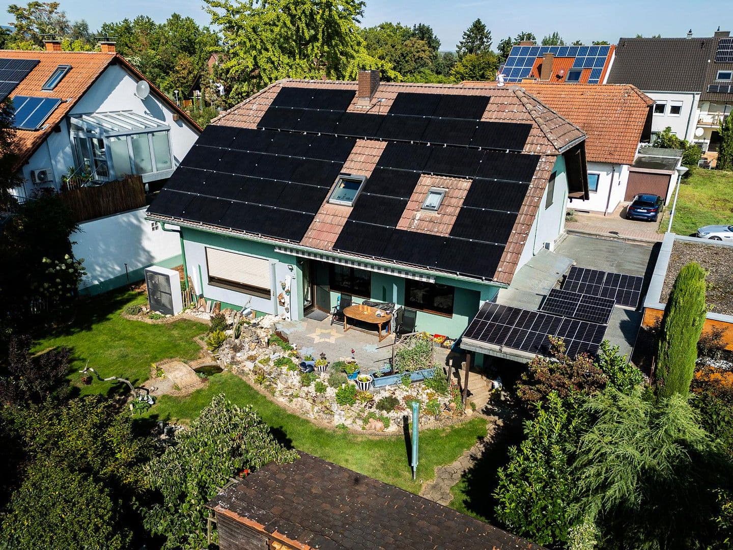 Prodej domu 226 m², pozemek 546 m², Fußgönheim, Porýní-Falc Prodej domu 226 m², pozemek 546 m², Fußgönheim, Porýní-Falc