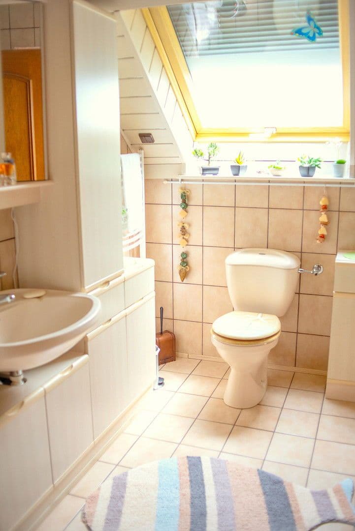 Prodej domu 226 m², pozemek 546 m², Fußgönheim, Porýní-Falc Prodej domu 226 m², pozemek 546 m², Fußgönheim, Porýní-Falc