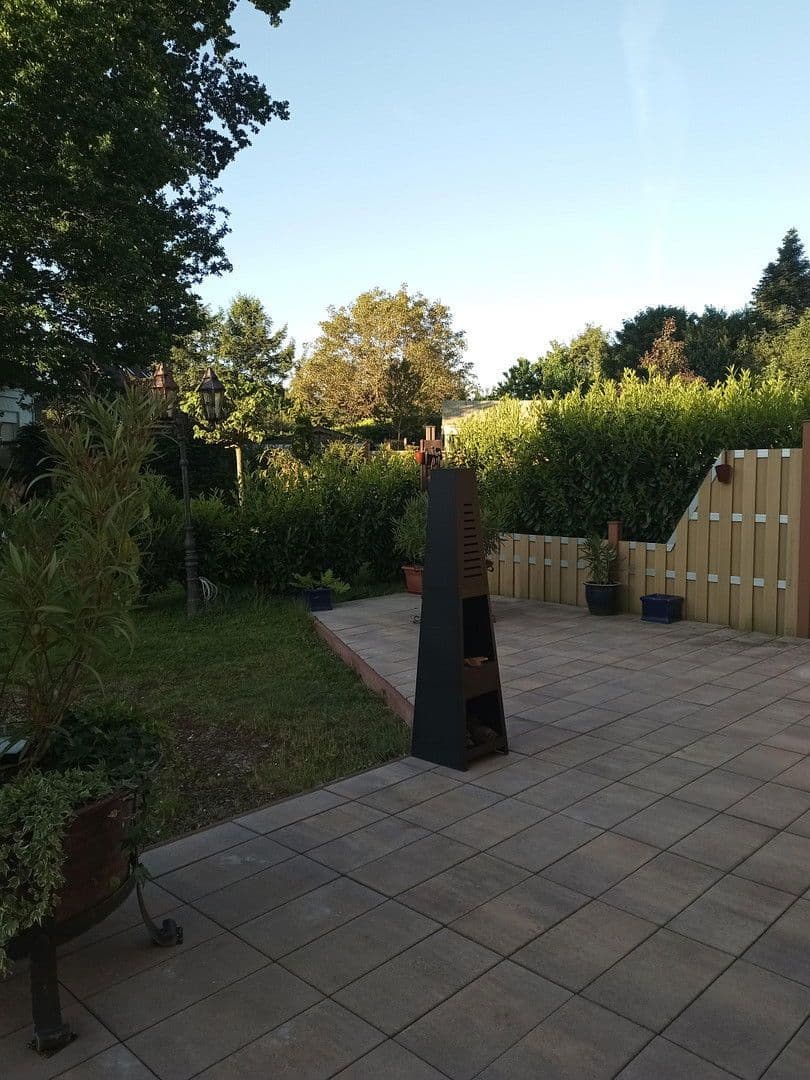 Prodej domu 410 m², pozemek 1.741 m², Krefeld, Severní Porýní-Vestfálsko Prodej domu 410 m², pozemek 1.741 m², Krefeld, Severní Porýní-Vestfálsko