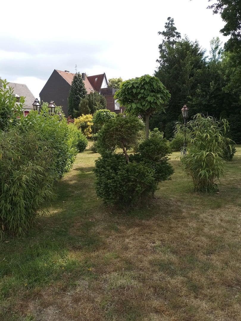 Prodej domu 410 m², pozemek 1.741 m², Krefeld, Severní Porýní-Vestfálsko Prodej domu 410 m², pozemek 1.741 m², Krefeld, Severní Porýní-Vestfálsko