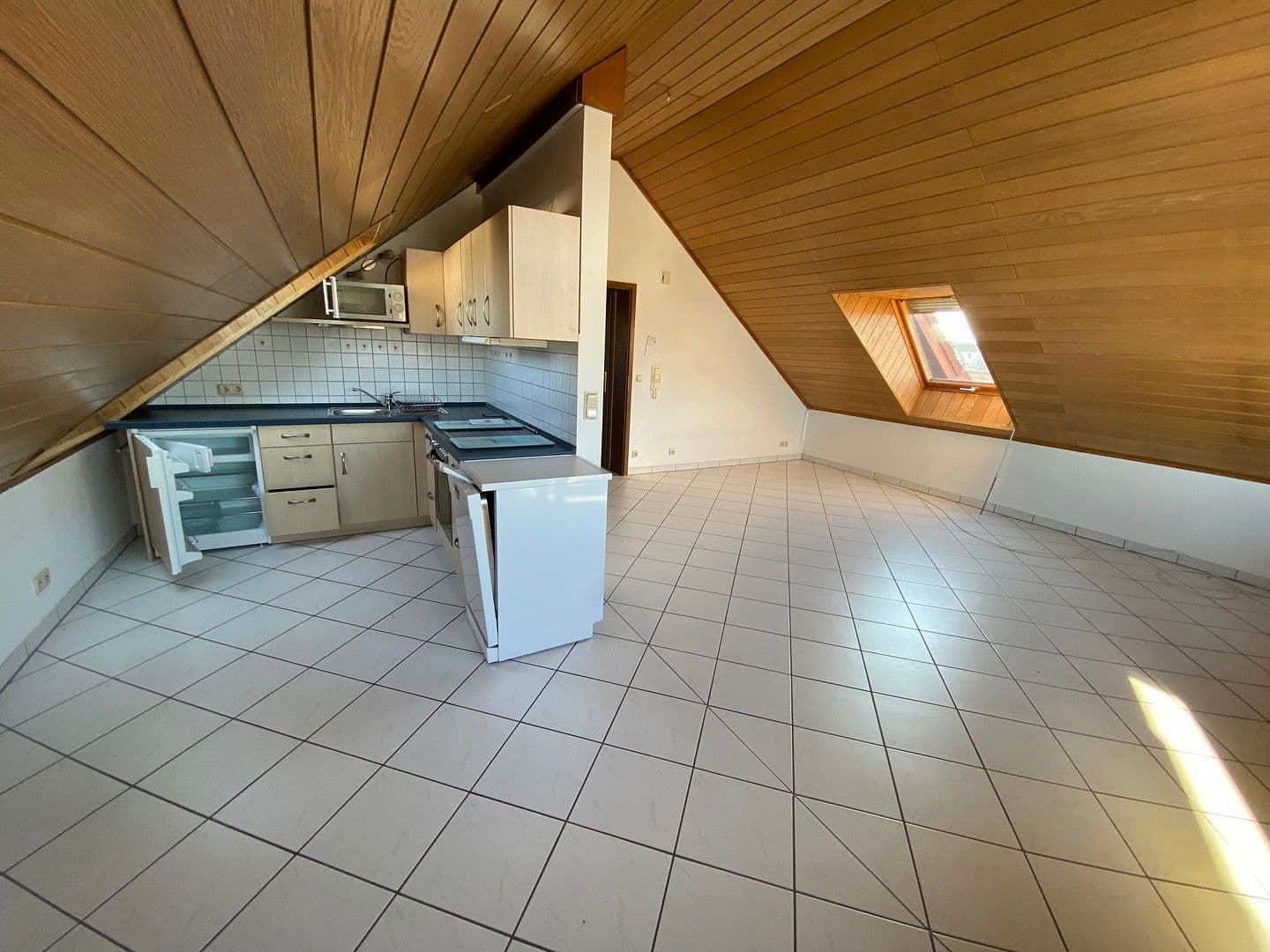 Pronájem bytu 2+1 43 m², Rödermark, Hessen Pronájem bytu 2+1 43 m², Rödermark, Hessen