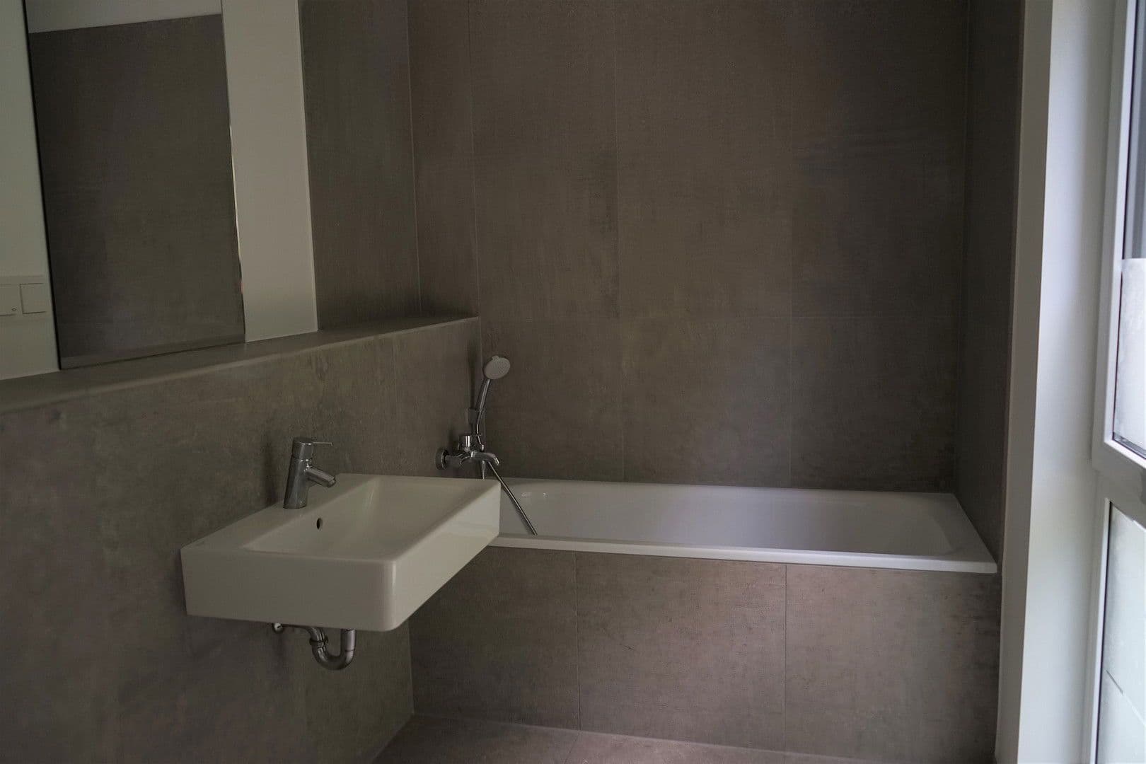 Pronájem bytu 3+1 98 m², Bonn, Severní Porýní-Vestfálsko Pronájem bytu 3+1 98 m², Bonn, Severní Porýní-Vestfálsko