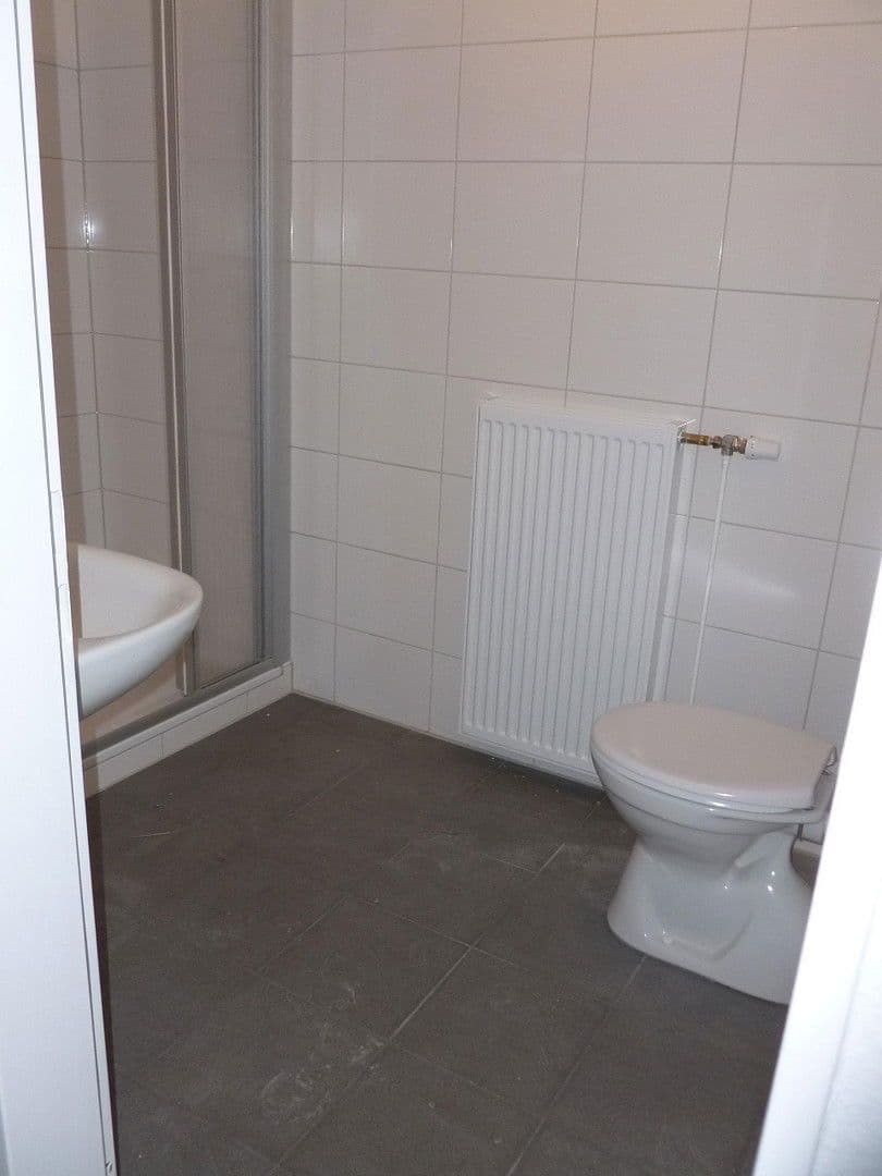 Pronájem bytu 2+1 49 m², Weinberg 8, Wuppertal, Severní Porýní-Vestfálsko Pronájem bytu 2+1 49 m², Weinberg 8, Wuppertal, Severní Porýní-Vestfálsko