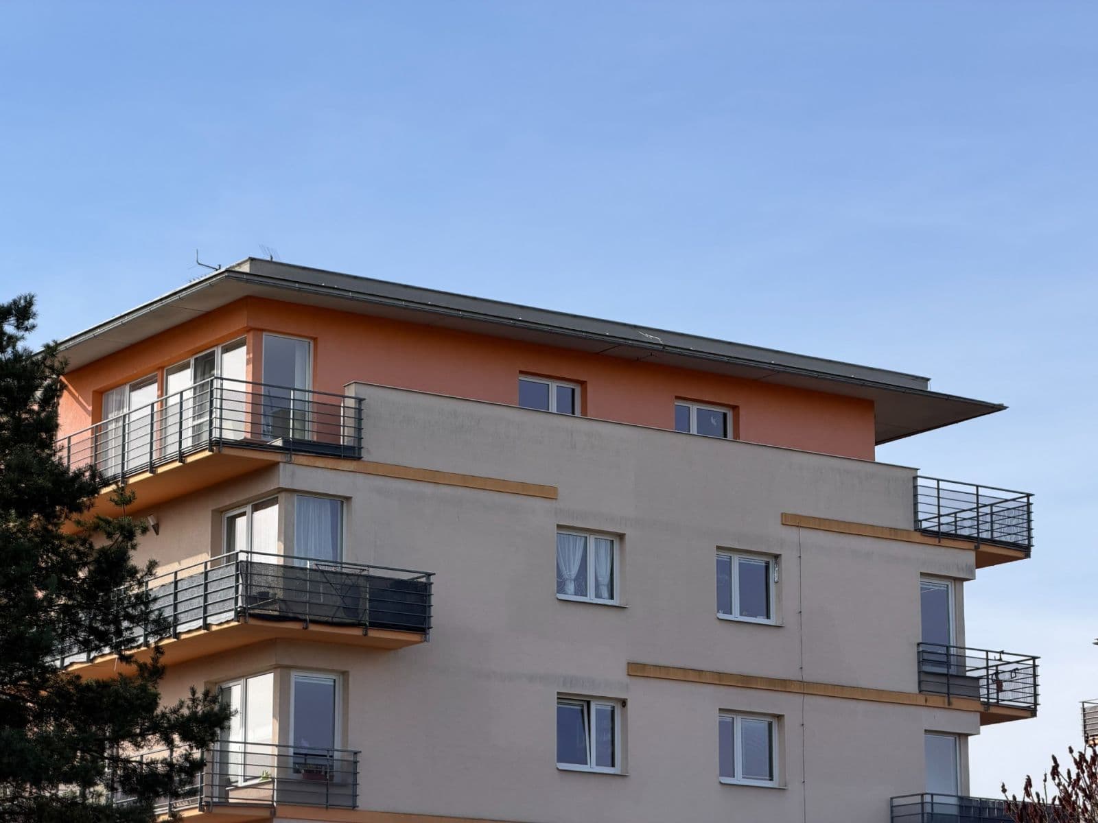 Prodej bytu 4+kk 108 m², Topělecká, Písek, Jihočeský kraj Prodej bytu 4+kk 108 m², Topělecká, Písek, Jihočeský kraj