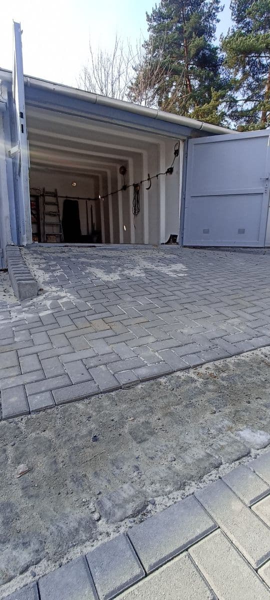 Pronájem garáže 18 m², Olomouc, Olomoucký kraj Pronájem garáže 18 m², Olomouc, Olomoucký kraj