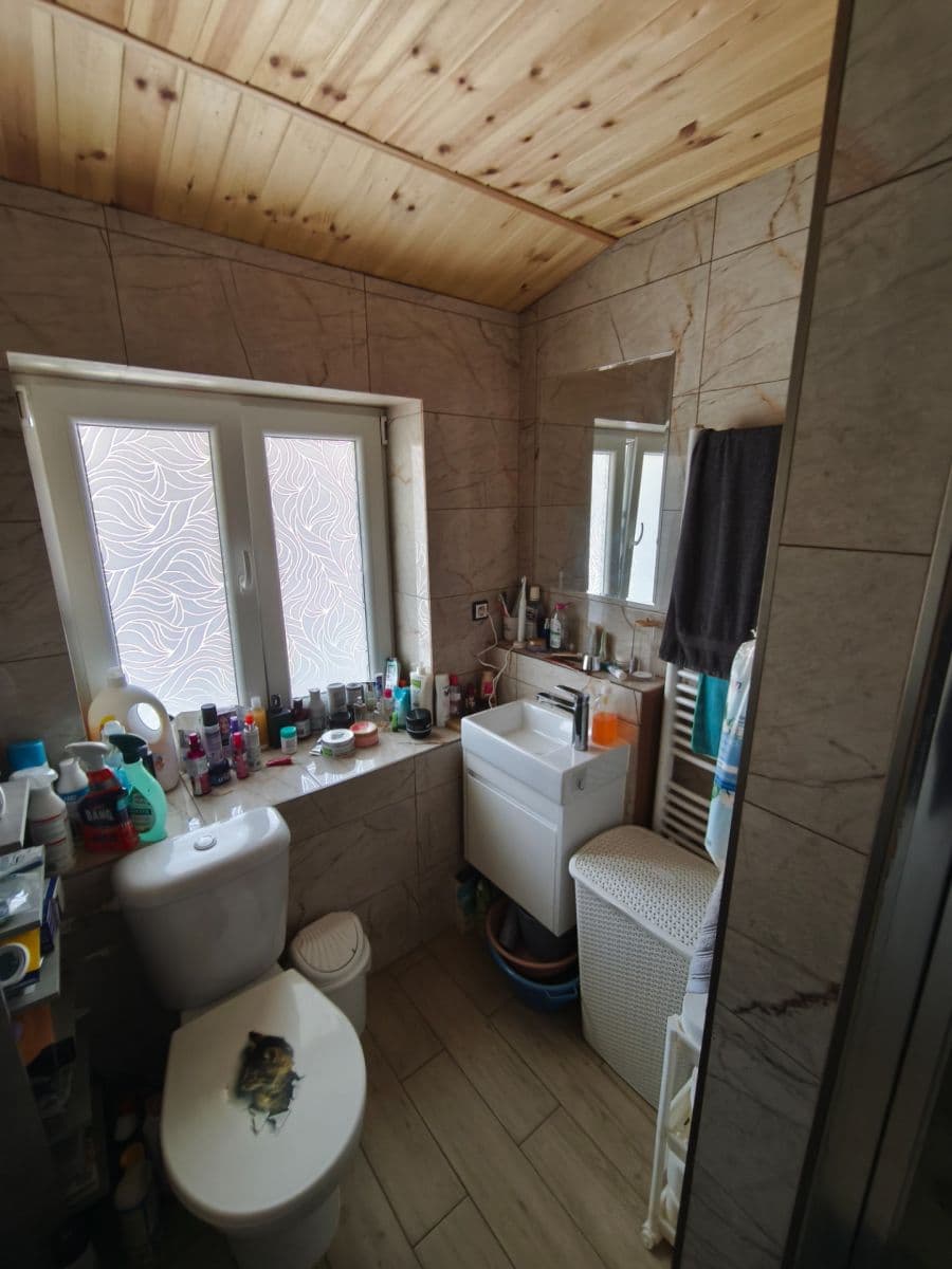 Prodej domu 151 m², pozemek 410 m², Bílé Podolí, Středočeský kraj Prodej domu 151 m², pozemek 410 m², Bílé Podolí, Středočeský kraj