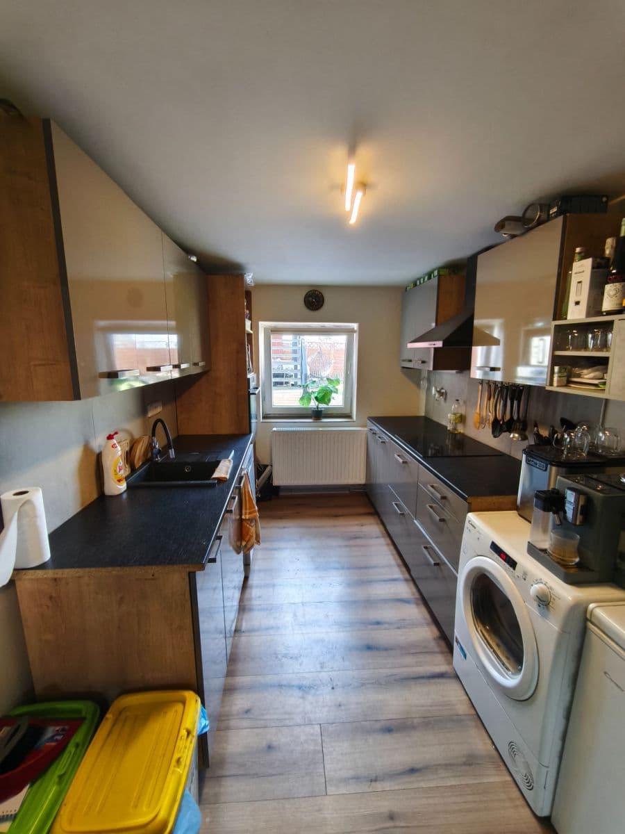 Prodej domu 151 m², pozemek 410 m², Bílé Podolí, Středočeský kraj Prodej domu 151 m², pozemek 410 m², Bílé Podolí, Středočeský kraj