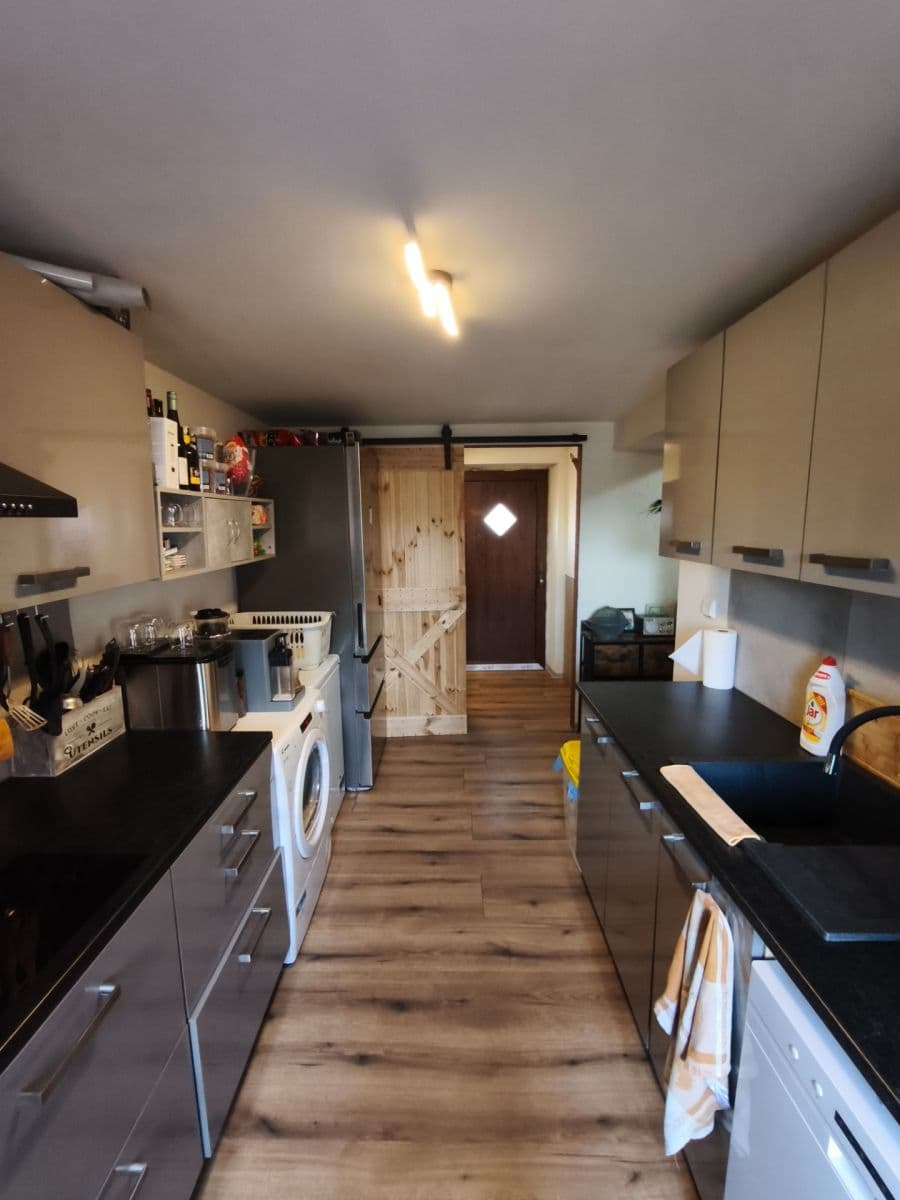 Prodej domu 151 m², pozemek 410 m², Bílé Podolí, Středočeský kraj Prodej domu 151 m², pozemek 410 m², Bílé Podolí, Středočeský kraj