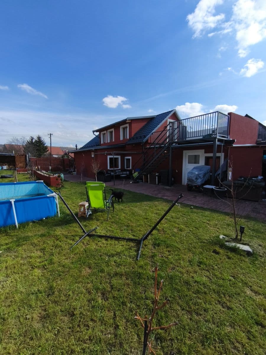 Prodej domu 151 m², pozemek 410 m², Bílé Podolí, Středočeský kraj Prodej domu 151 m², pozemek 410 m², Bílé Podolí, Středočeský kraj