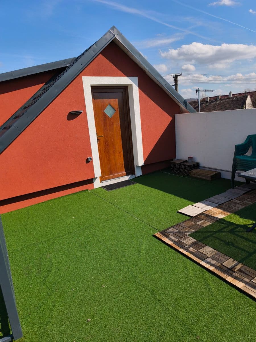 Prodej domu 151 m², pozemek 410 m², Bílé Podolí, Středočeský kraj Prodej domu 151 m², pozemek 410 m², Bílé Podolí, Středočeský kraj