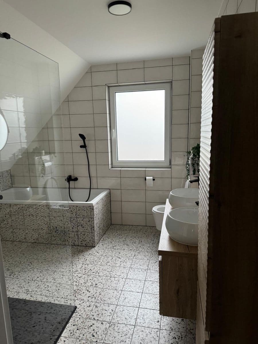 Pronájem domu 100 m², pozemek 1.295 m², Krychnov, Středočeský kraj Pronájem domu 100 m², pozemek 1.295 m², Krychnov, Středočeský kraj