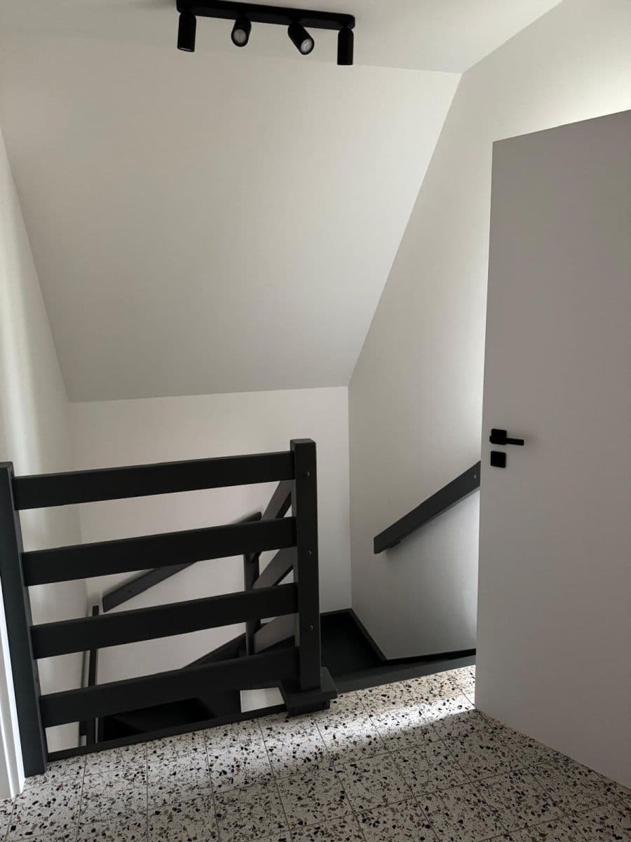 Pronájem domu 100 m², pozemek 1.295 m², Krychnov, Středočeský kraj Pronájem domu 100 m², pozemek 1.295 m², Krychnov, Středočeský kraj