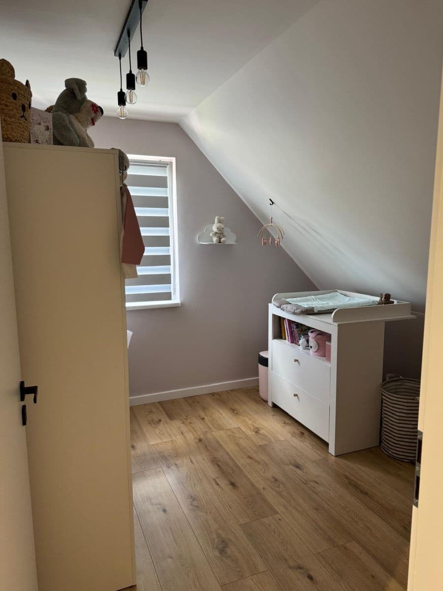 Pronájem domu 100 m², pozemek 1.295 m², Krychnov, Středočeský kraj Pronájem domu 100 m², pozemek 1.295 m², Krychnov, Středočeský kraj