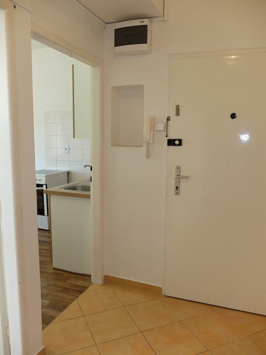 Pronájem bytu 1+1 37 m², Uruguayská, Praha, Praha Pronájem bytu 1+1 37 m², Uruguayská, Praha, Praha