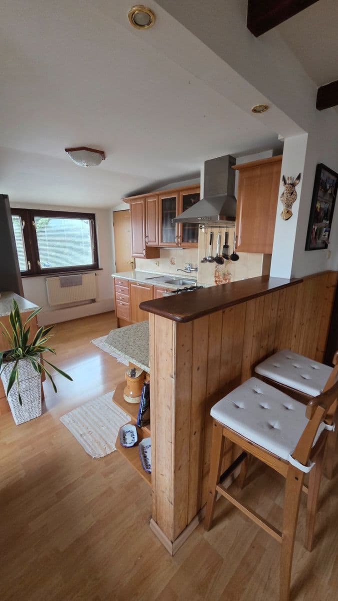 Prodej bytu 3+kk 121 m², Luční, Nové Město na Moravě, Kraj Vysočina Prodej bytu 3+kk 121 m², Luční, Nové Město na Moravě, Kraj Vysočina