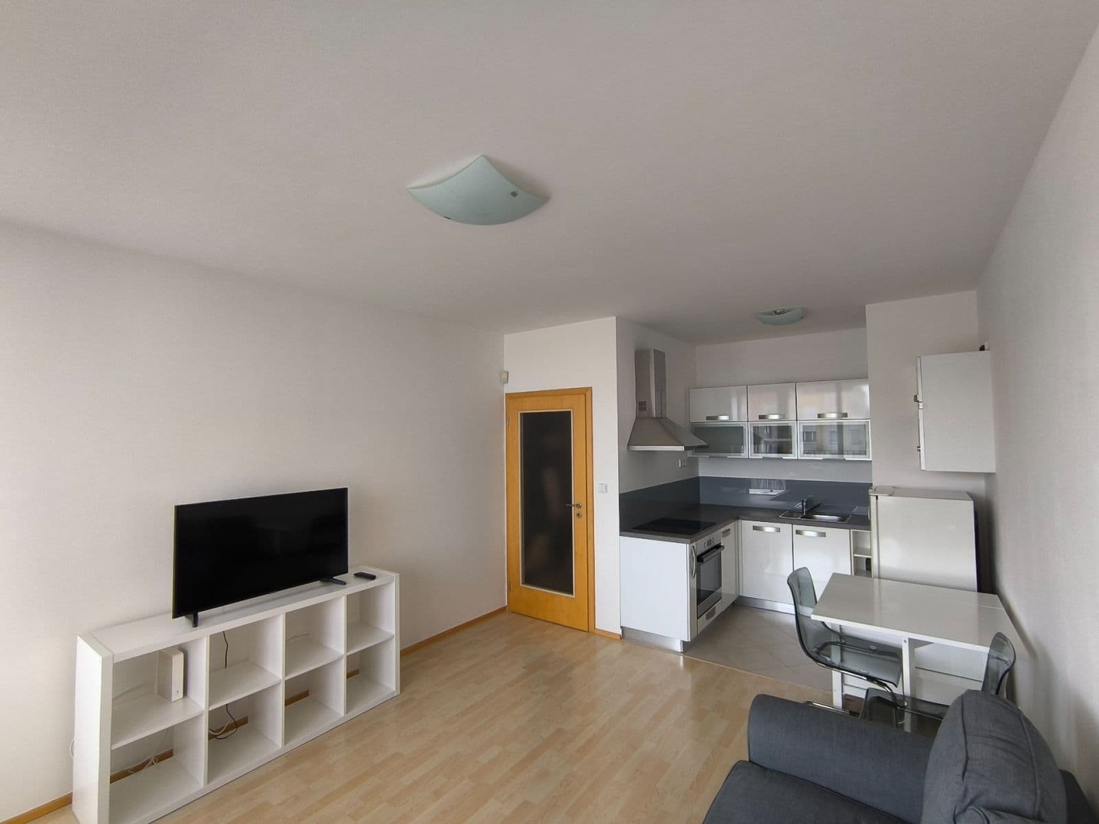 Pronájem bytu 2+kk 46 m², Milotická, Praha, Praha Pronájem bytu 2+kk 46 m², Milotická, Praha, Praha