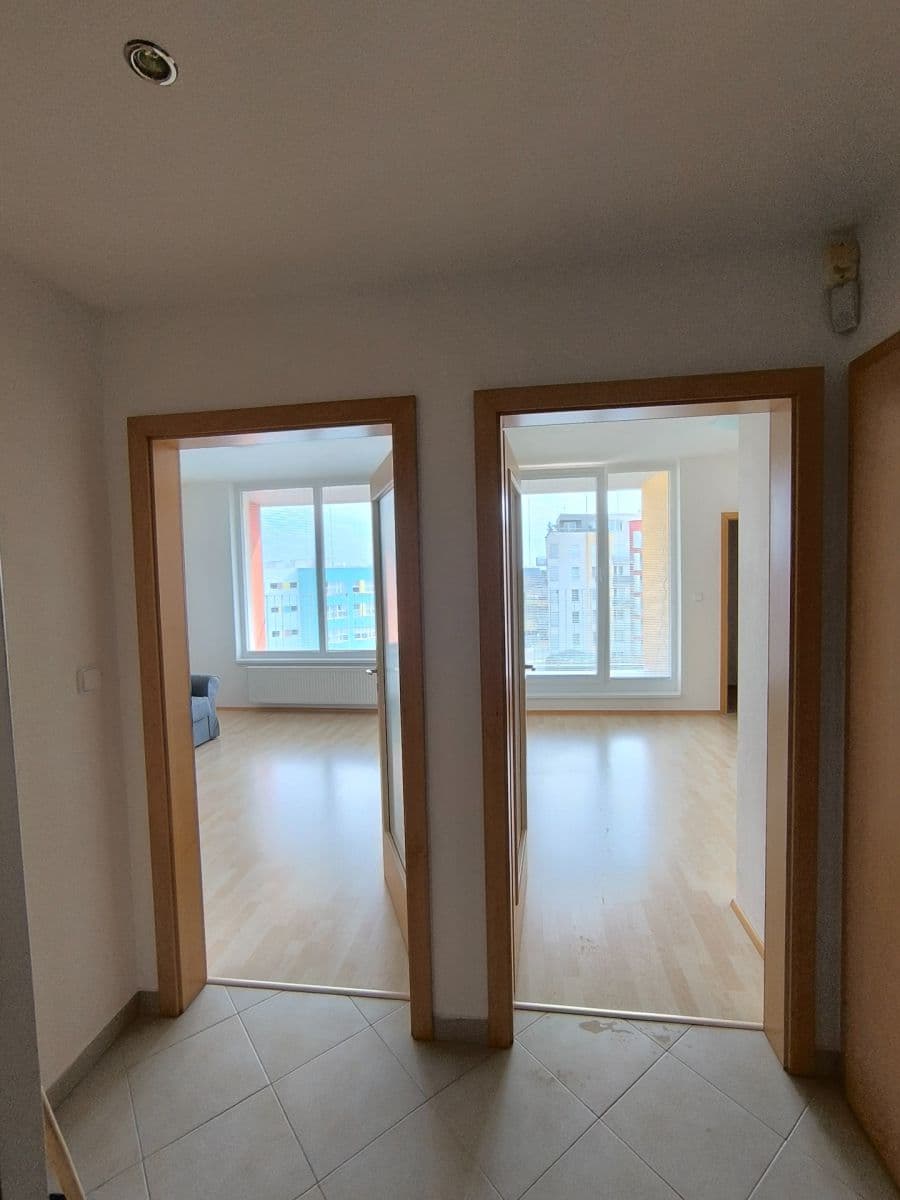 Pronájem bytu 2+kk 46 m², Milotická, Praha, Praha Pronájem bytu 2+kk 46 m², Milotická, Praha, Praha