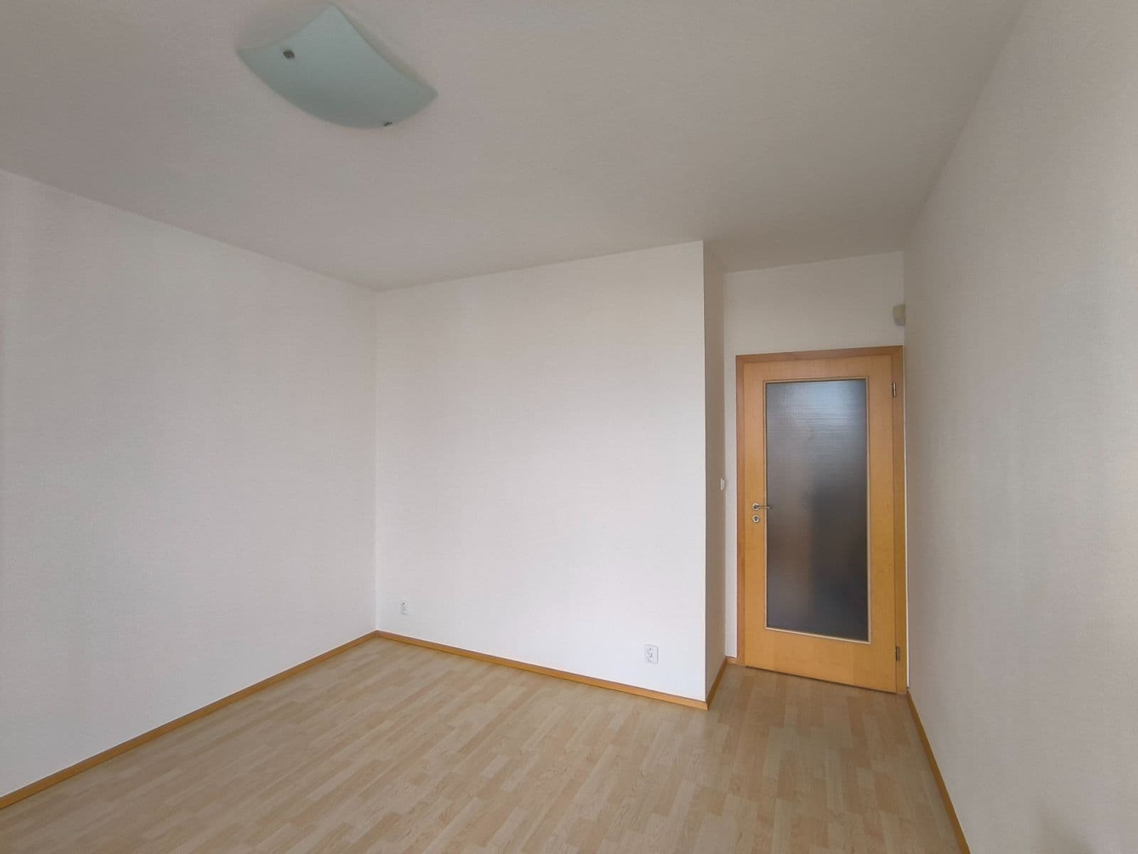 Pronájem bytu 2+kk 46 m², Milotická, Praha, Praha Pronájem bytu 2+kk 46 m², Milotická, Praha, Praha