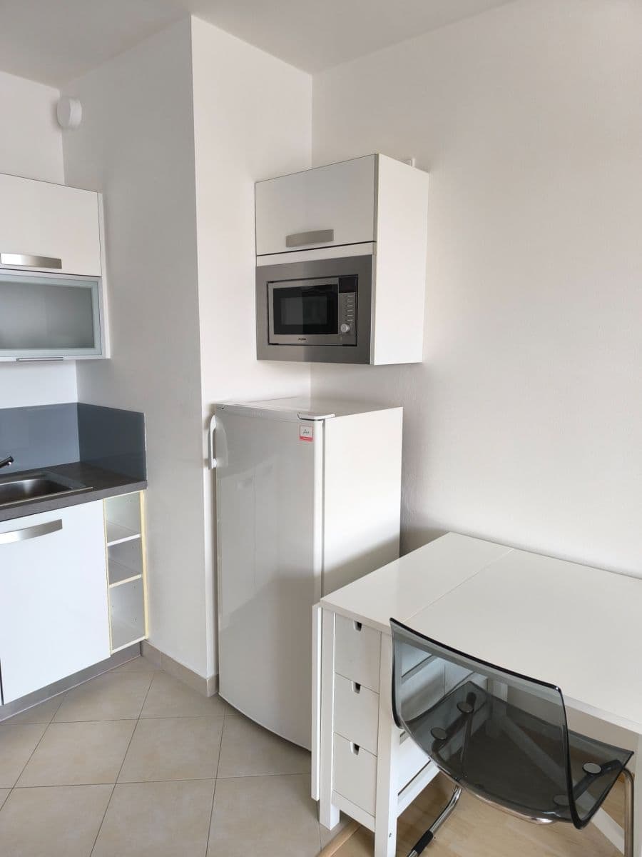Pronájem bytu 2+kk 46 m², Milotická, Praha, Praha Pronájem bytu 2+kk 46 m², Milotická, Praha, Praha
