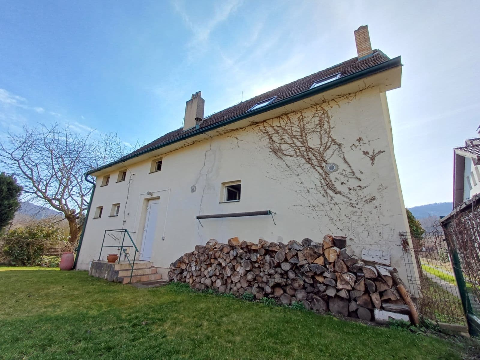 Prodej domu 230 m², pozemek 1.091 m², Všenorská, Dobřichovice, Středočeský kraj Prodej domu 230 m², pozemek 1.091 m², Všenorská, Dobřichovice, Středočeský kraj