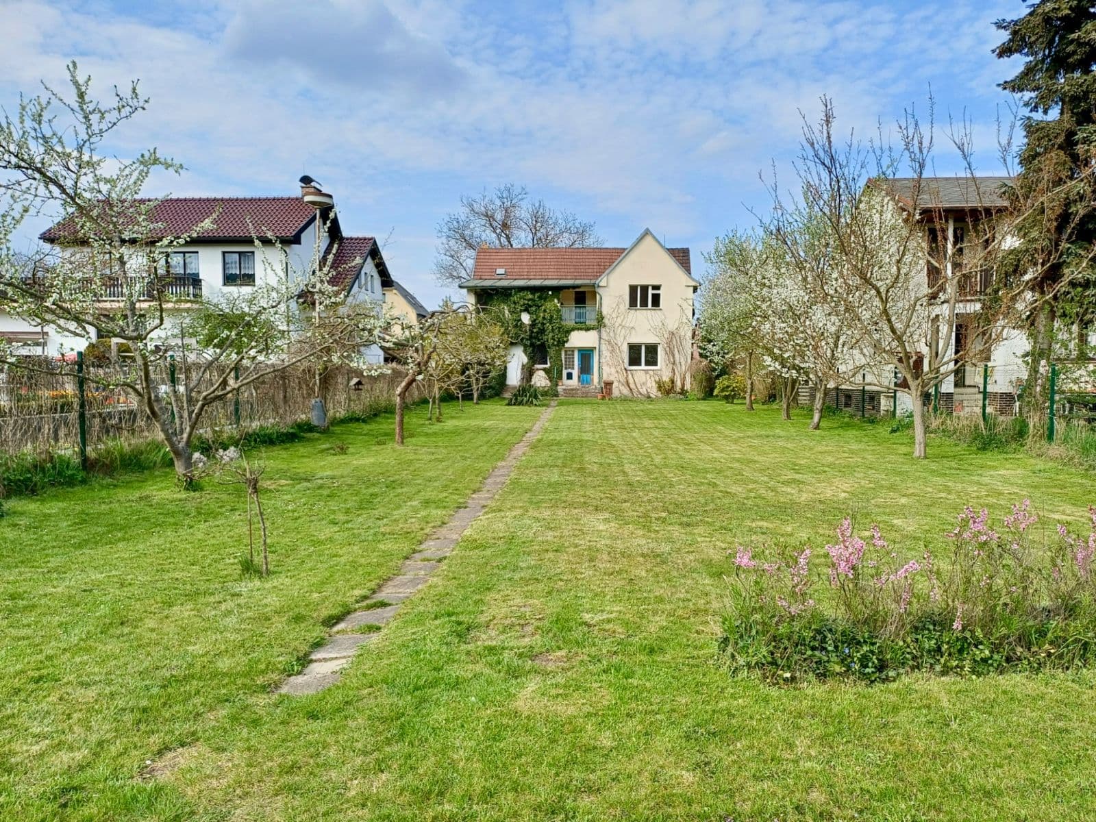 Prodej domu 230 m², pozemek 1.091 m², Všenorská, Dobřichovice, Středočeský kraj Prodej domu 230 m², pozemek 1.091 m², Všenorská, Dobřichovice, Středočeský kraj