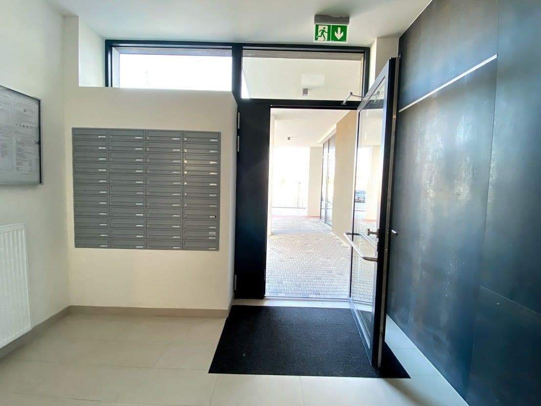 Pronájem bytu 1+kk 41 m², Olgy Havlové, Praha, Praha Pronájem bytu 1+kk 41 m², Olgy Havlové, Praha, Praha