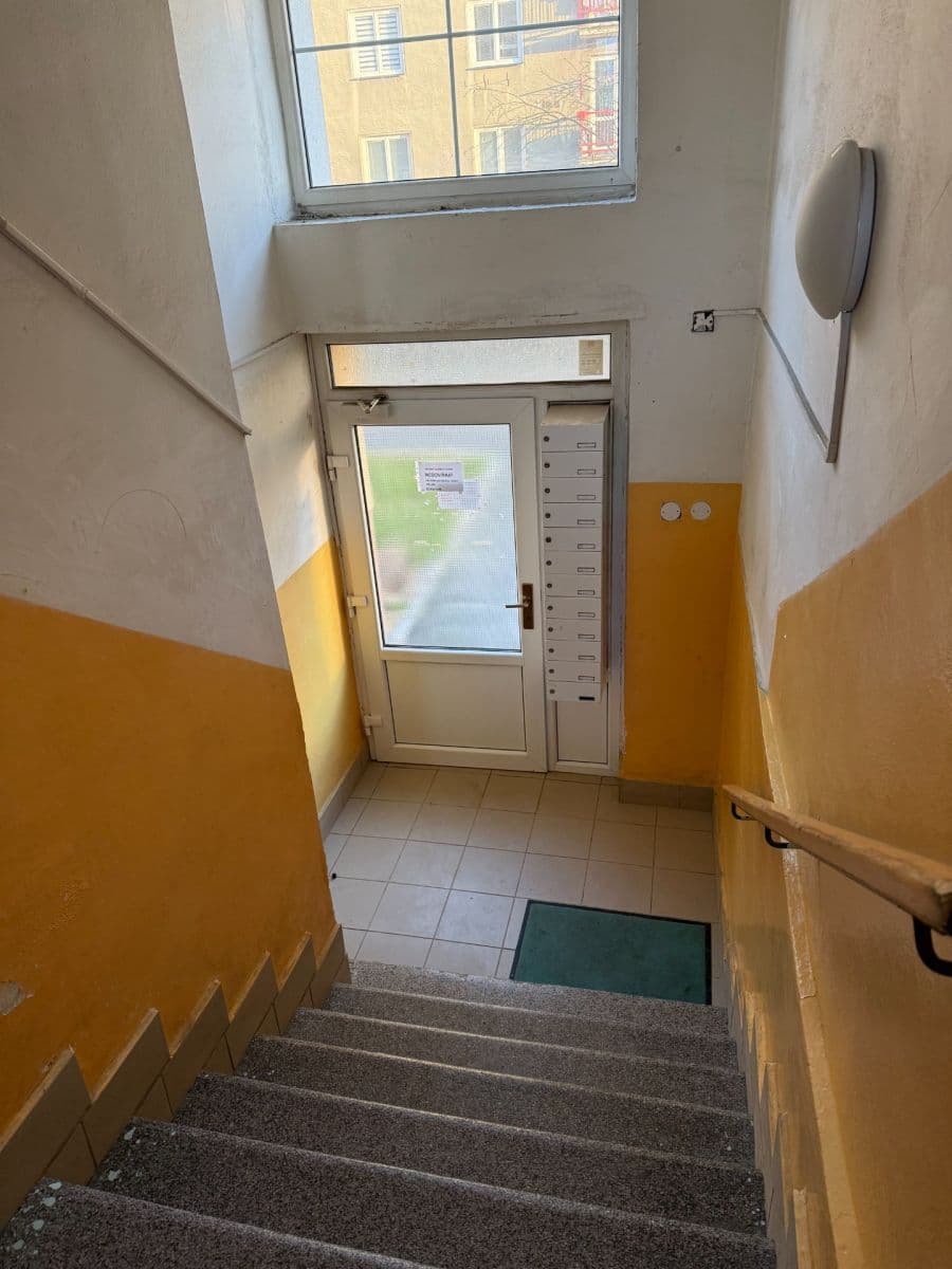 Pronájem bytu 3+1 77 m², Heyrovského, Sokolov, Karlovarský kraj Pronájem bytu 3+1 77 m², Heyrovského, Sokolov, Karlovarský kraj