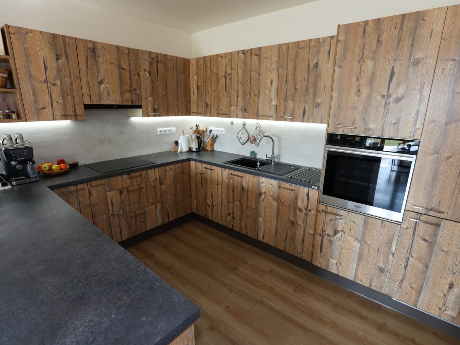 Prodej domu 136 m², pozemek 853 m², Západní, Kostomlaty nad Labem, Středočeský kraj Prodej domu 136 m², pozemek 853 m², Západní, Kostomlaty nad Labem, Středočeský kraj