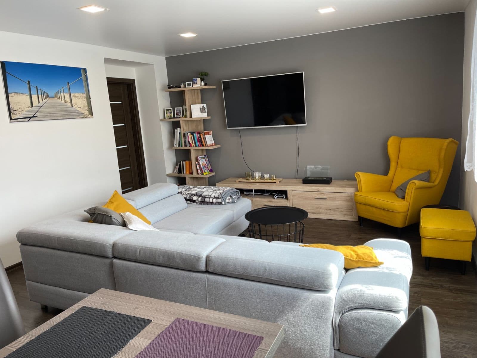 Prodej bytu 3+1 75 m², Mánesova, Hodkovice nad Mohelkou, Liberecký kraj Prodej bytu 3+1 75 m², Mánesova, Hodkovice nad Mohelkou, Liberecký kraj