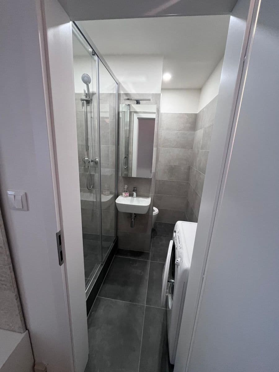 Prodej bytu 1+1 32 m², Pražského, Praha, Praha Prodej bytu 1+1 32 m², Pražského, Praha, Praha