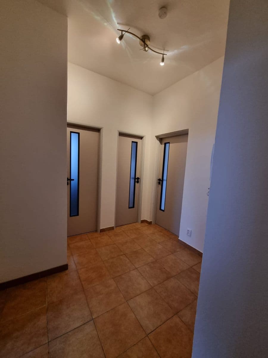 Pronájem bytu 2+kk 49 m², Markova, Praha, Praha Pronájem bytu 2+kk 49 m², Markova, Praha, Praha