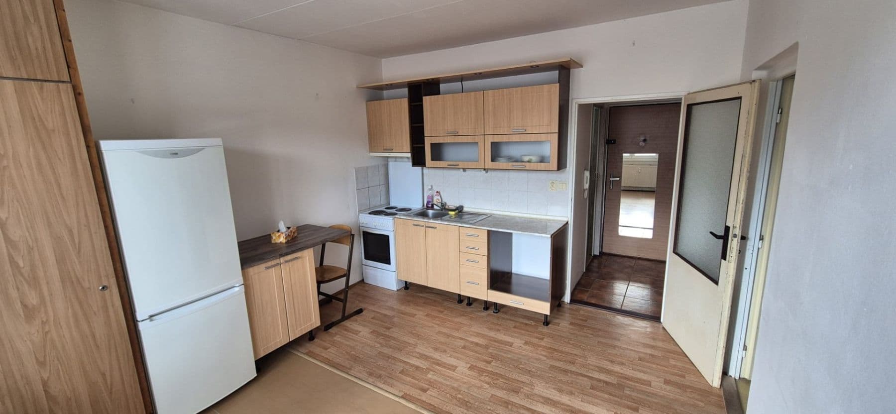 Pronájem bytu 1+1 36 m², Kosmonautů, Louny, Ústecký kraj Pronájem bytu 1+1 36 m², Kosmonautů, Louny, Ústecký kraj