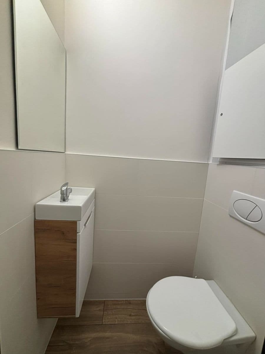 Pronájem bytu 4+kk 78 m², Počernická, Praha, Praha Pronájem bytu 4+kk 78 m², Počernická, Praha, Praha