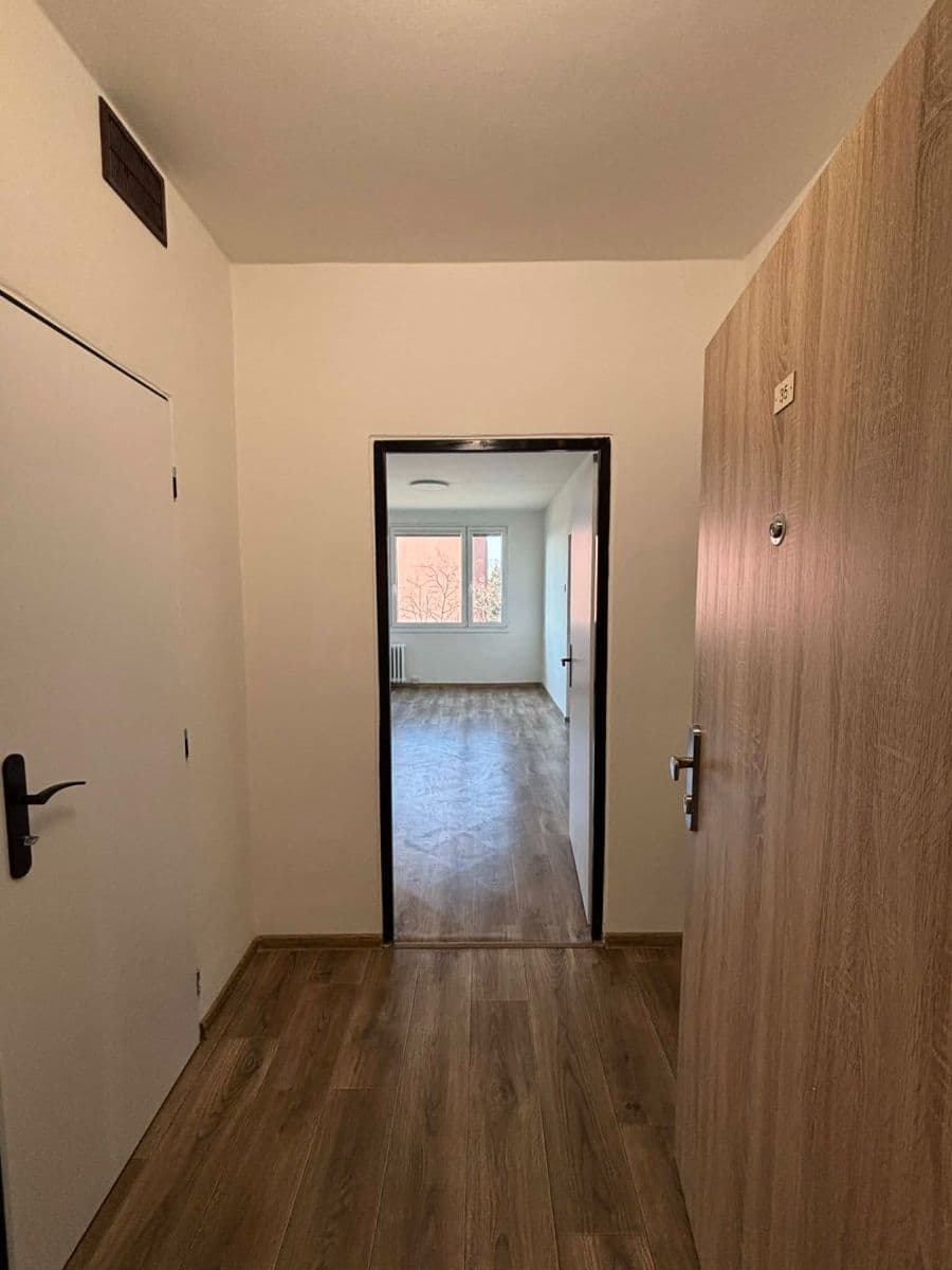 Pronájem bytu 4+kk 78 m², Počernická, Praha, Praha Pronájem bytu 4+kk 78 m², Počernická, Praha, Praha