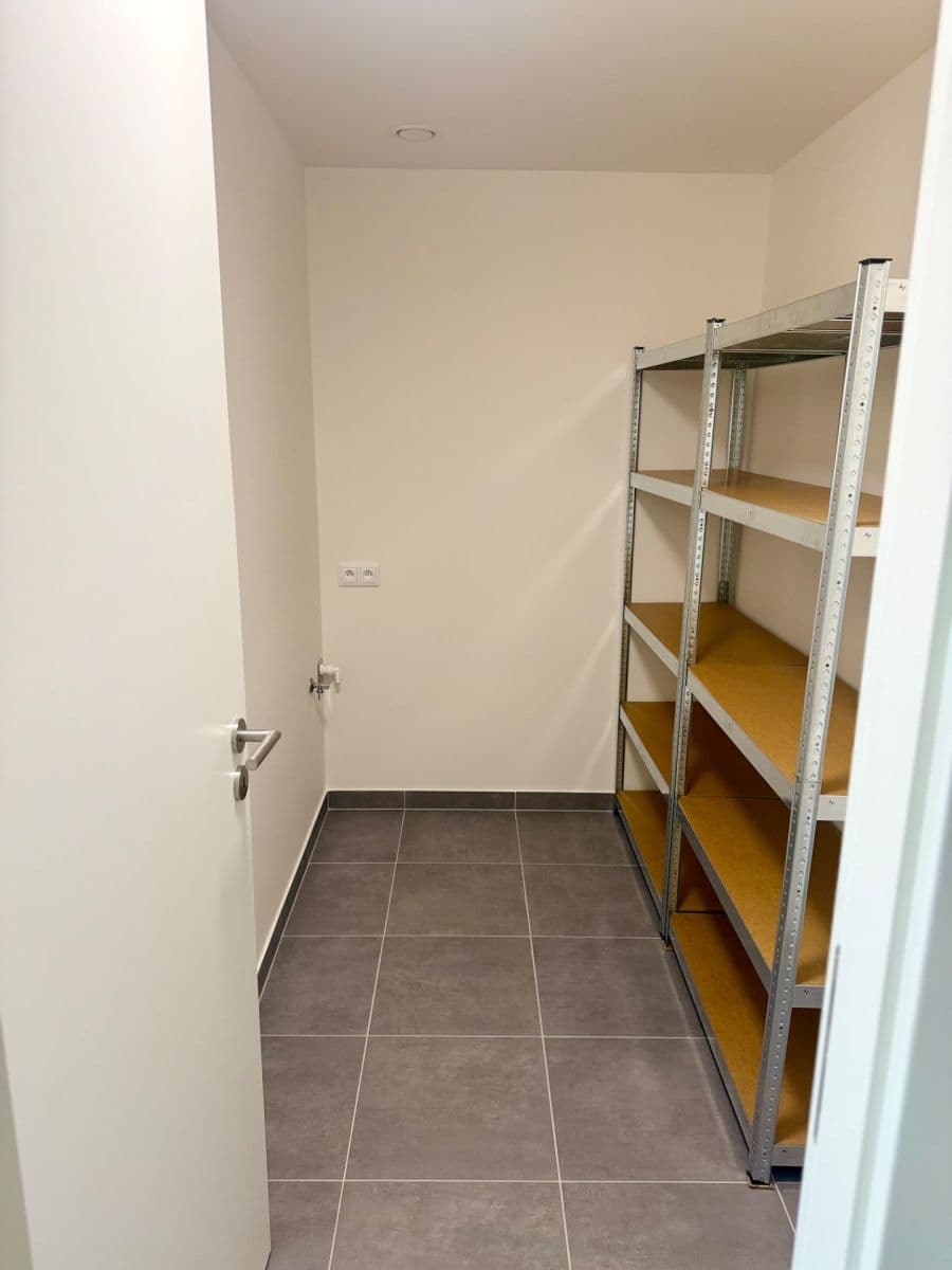 Pronájem bytu 2+kk 57 m², Domalípova, Praha, Praha Pronájem bytu 2+kk 57 m², Domalípova, Praha, Praha