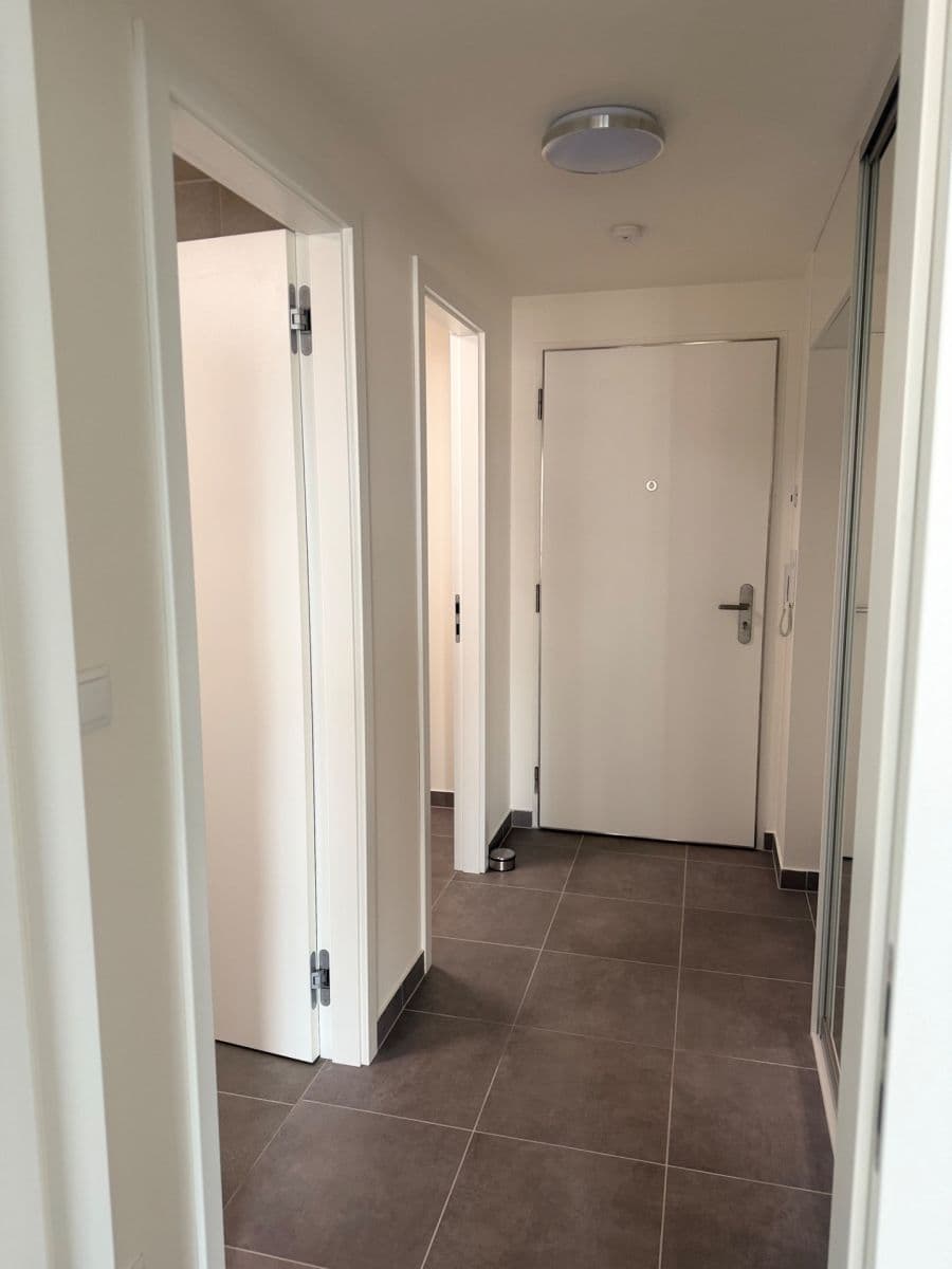 Pronájem bytu 2+kk 57 m², Domalípova, Praha, Praha Pronájem bytu 2+kk 57 m², Domalípova, Praha, Praha