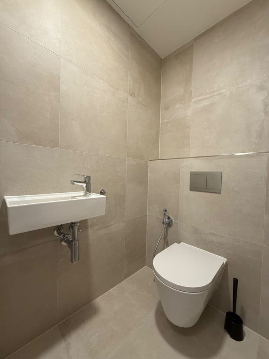 Pronájem bytu 2+kk 43 m², Závišova, Praha, Praha Pronájem bytu 2+kk 43 m², Závišova, Praha, Praha