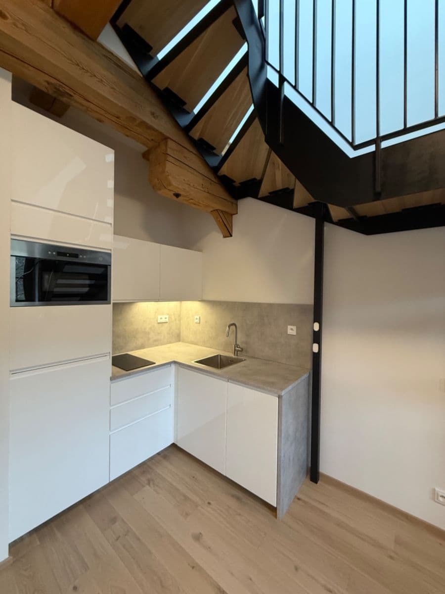 Pronájem bytu 2+kk 43 m², Závišova, Praha, Praha Pronájem bytu 2+kk 43 m², Závišova, Praha, Praha