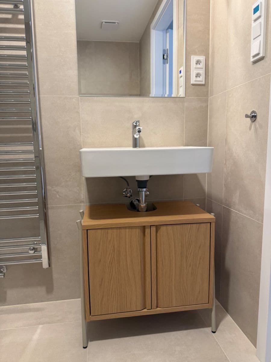 Pronájem bytu 2+kk 43 m², Závišova, Praha, Praha Pronájem bytu 2+kk 43 m², Závišova, Praha, Praha