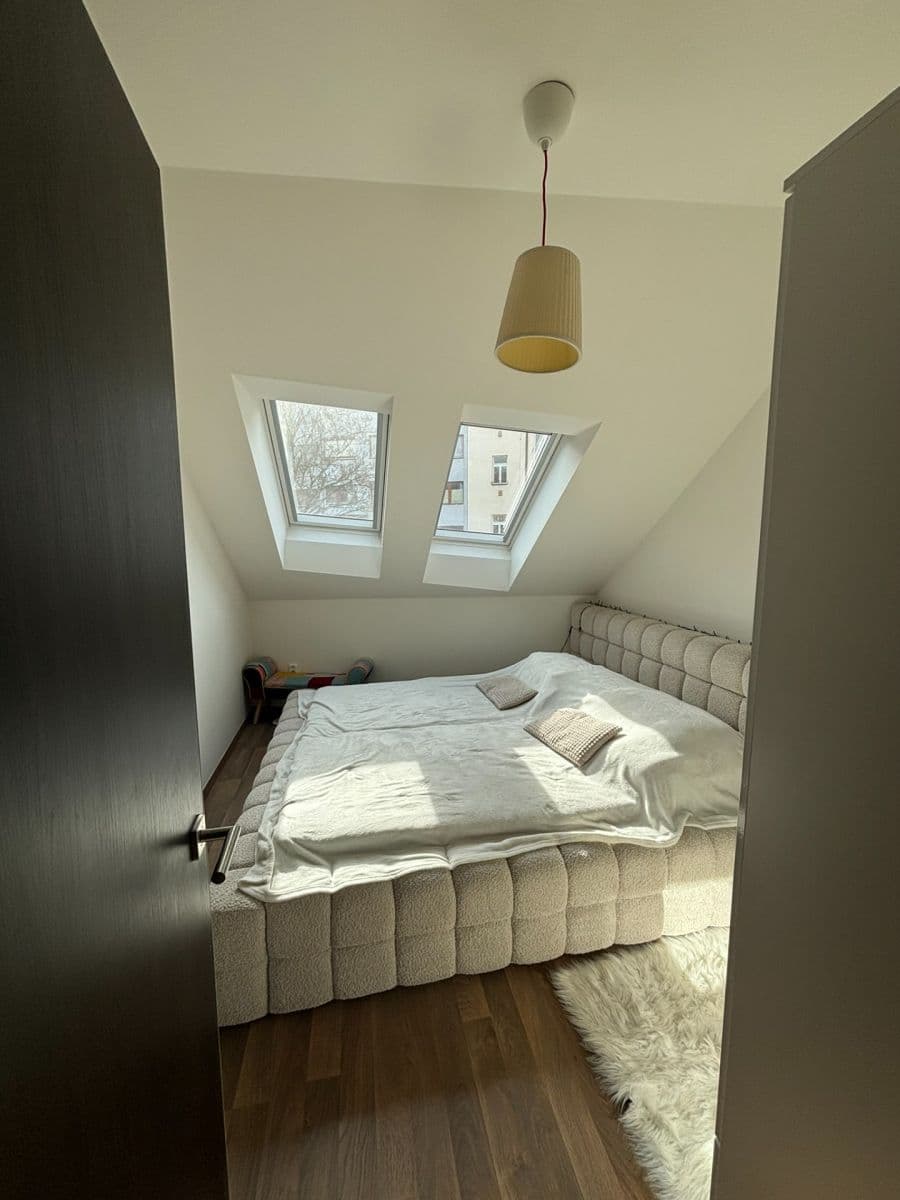 Pronájem bytu 2+kk 48 m², Slavojova, Praha, Praha Pronájem bytu 2+kk 48 m², Slavojova, Praha, Praha