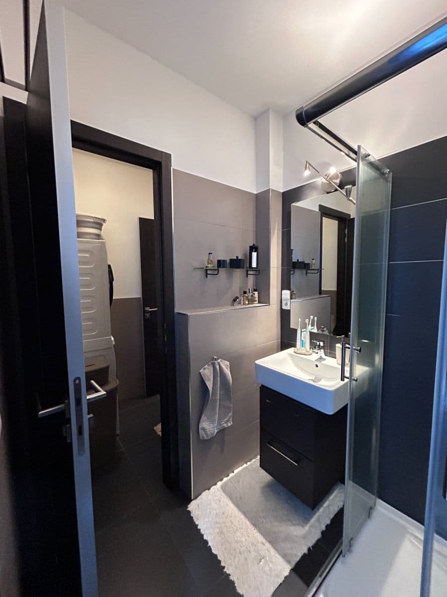 Pronájem bytu 2+kk 48 m², Slavojova, Praha, Praha Pronájem bytu 2+kk 48 m², Slavojova, Praha, Praha