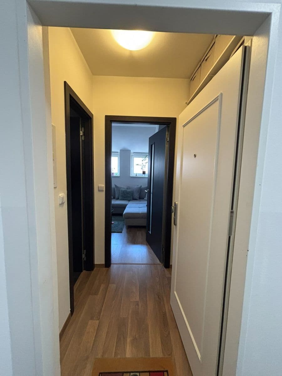 Pronájem bytu 2+kk 48 m², Slavojova, Praha, Praha Pronájem bytu 2+kk 48 m², Slavojova, Praha, Praha