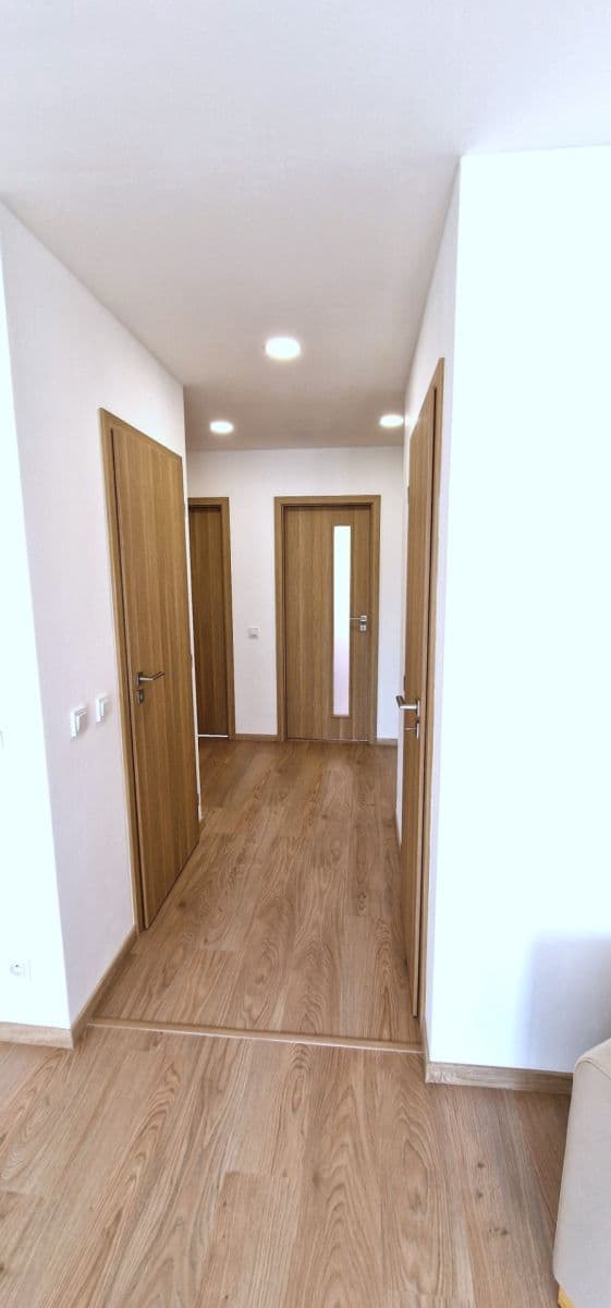 Pronájem bytu 3+1 70 m², Tovární, Beroun, Středočeský kraj Pronájem bytu 3+1 70 m², Tovární, Beroun, Středočeský kraj